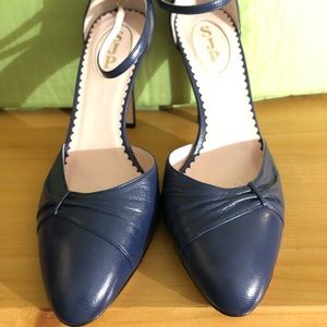 SJP Navy Blue heels